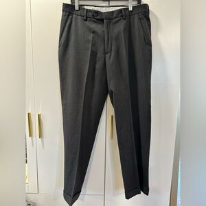 EUC Orvis Men 32 Dark Grey 100% Wool  Dress Pants Crease Front Cuffed hem Slacks